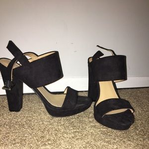 Never worn- Black Platform Heel